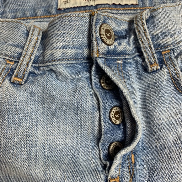 Hollister Light Wash Button Fly Denim Skirt Size 1 - Picture 3 of 6
